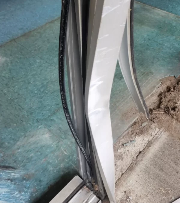 Aluminum Storefront Door Repair Issues in Northwest Washington